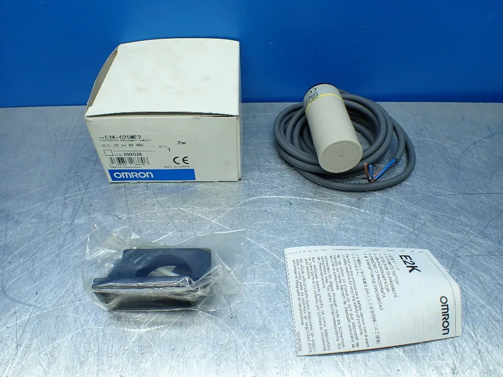 Omron Capacitive Proximity Sensor - E2k-c25me2