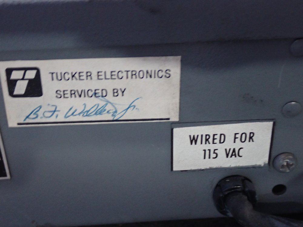 Fluke High Voltage Power Supply - 412b