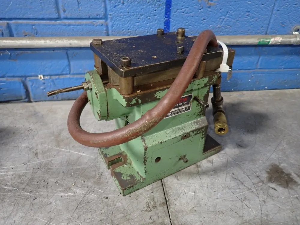 Snow Manufacturing Self Centering Air Vise - 612