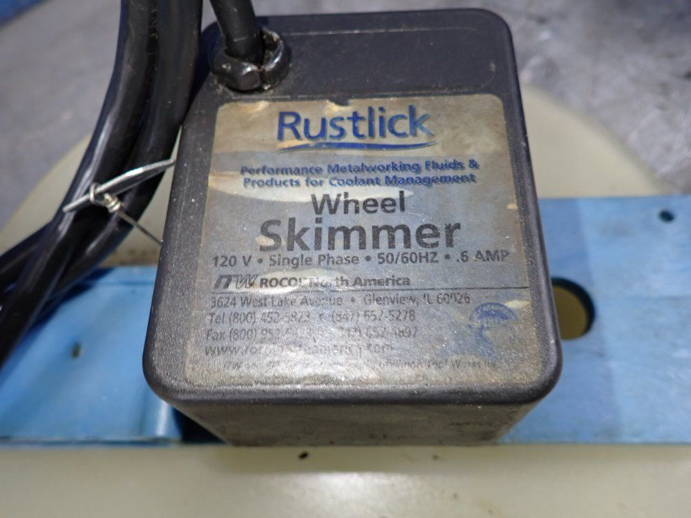 Rustlick 11 1/2" Wheel Skimmer