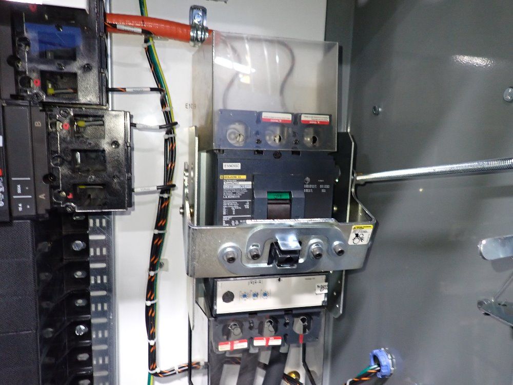 Square D / Schneider Distribution Panel