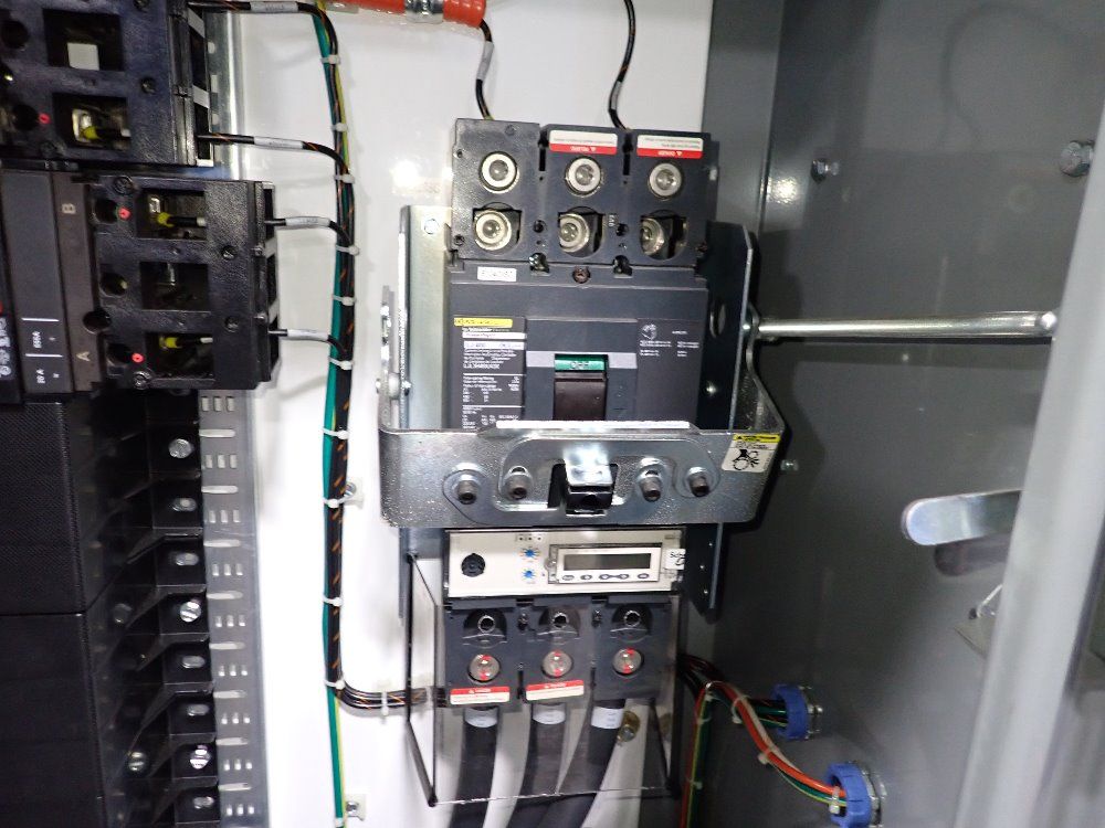 Square D / Schneider Distribution Panel