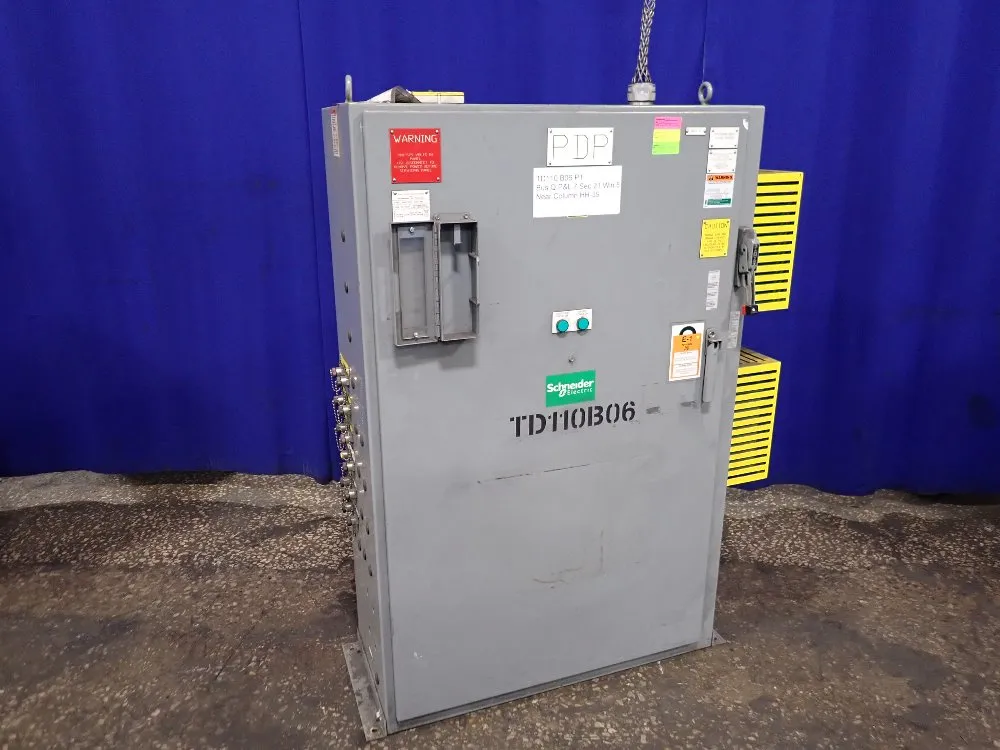 DISTRIBUTION PANEL