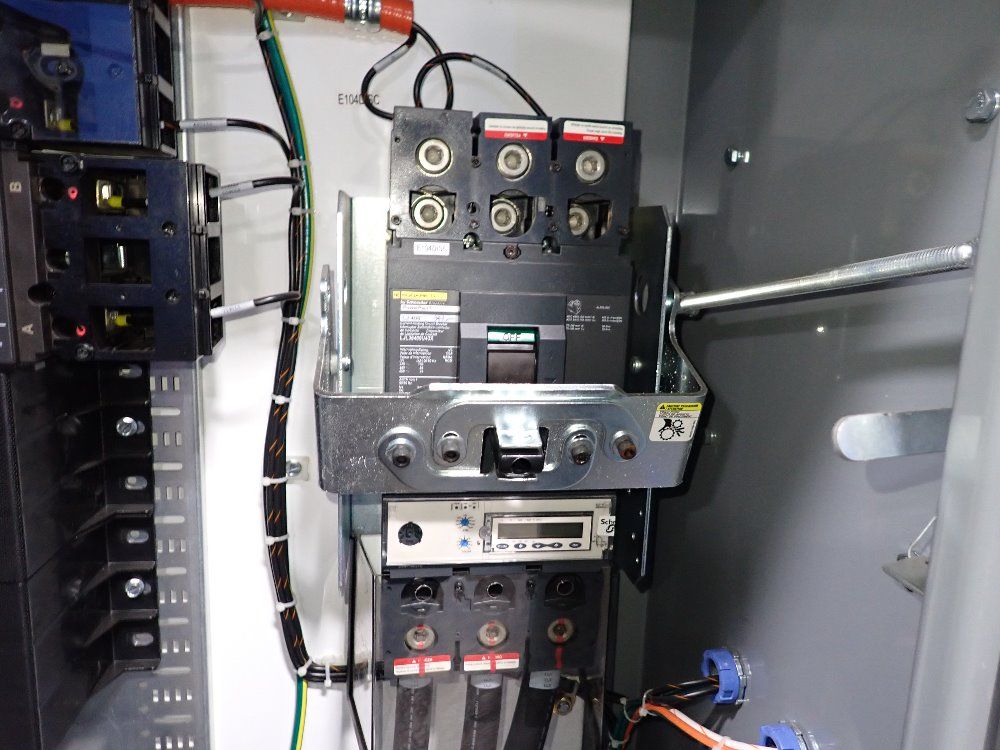 Square D / Schneider Distribution Panel