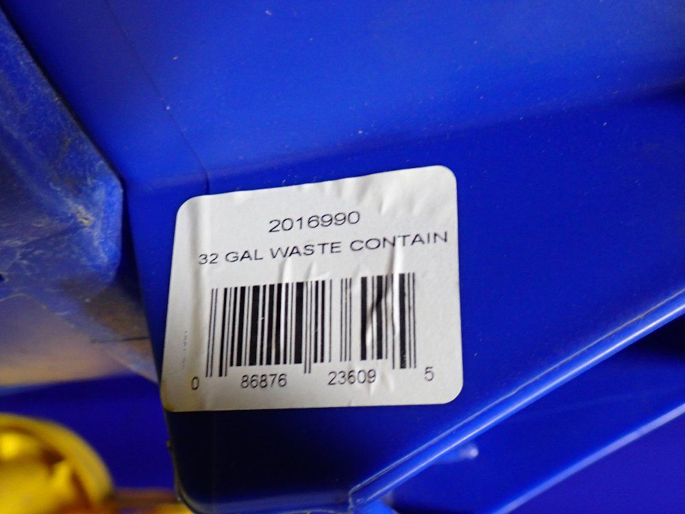 32 Gal Waste Containers