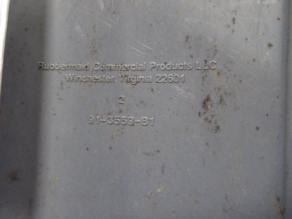 Rubbermaid Waste Containers