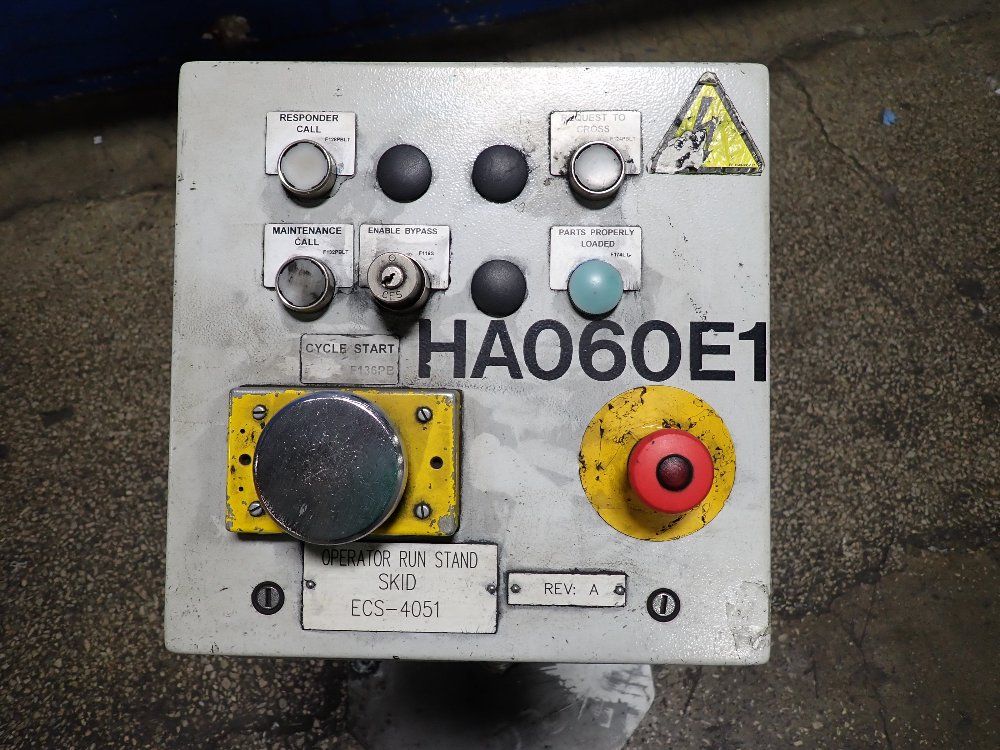 Operator Stand - Ecs-4051