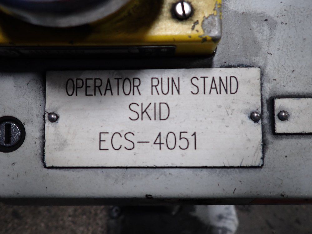Operator Stand - Ecs-4051