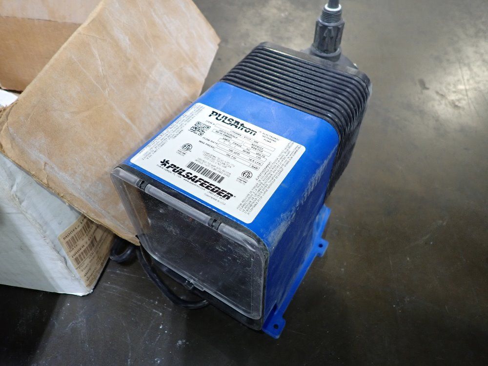 Pulsafeeder Electronic Metering Pump - Lph6ma-ktc3-500