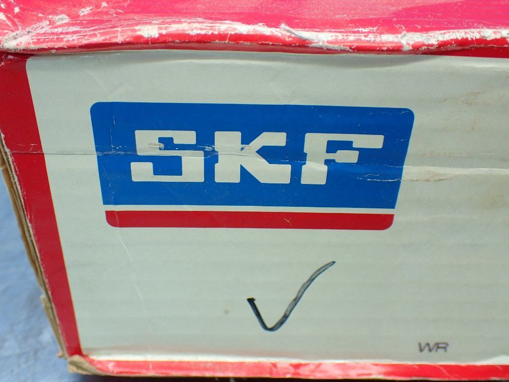 Skf 140 Mm Id, 250 Mm Od, 88 Mm Width Spherical Roller Bearing - 23228 Cck/c3w33