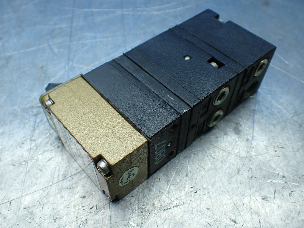 Fairchild Electro-pneumatic Transducer. - Tt7800-406