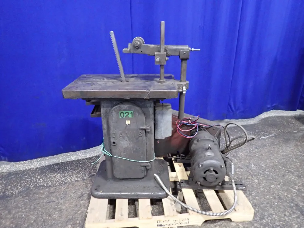 Davis 18 1/2" X 29 1/4" Keyseater