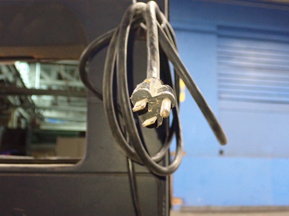 Craftsman 12" Vertical Band Saw - 113.243311