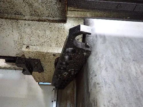 Haas 18" X 52" Cnc Vmc - Vf4