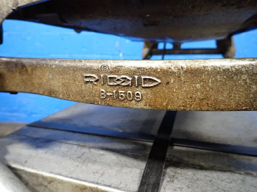 Ridgid Pipe Threading Machine - 535