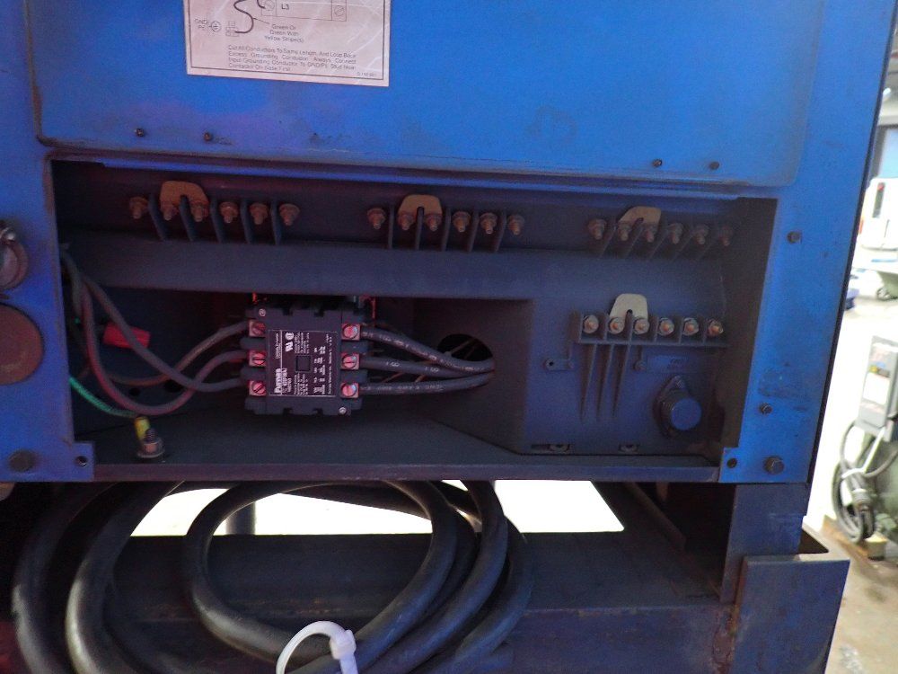 Miller 31.1 Kw Welder - Deltaweld 452