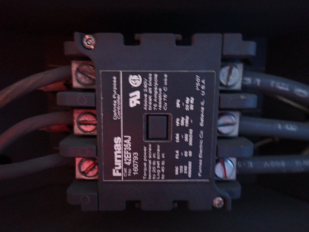 Miller 31.1 Kw Welder - Deltaweld 452