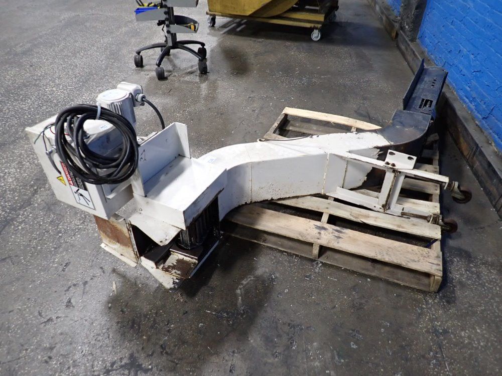 Yoshida Incline Chip Conveyor