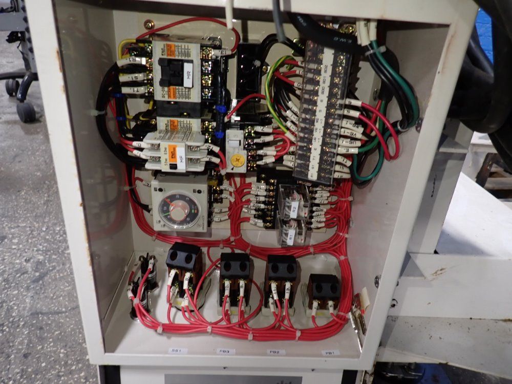 Yoshida Incline Chip Conveyor