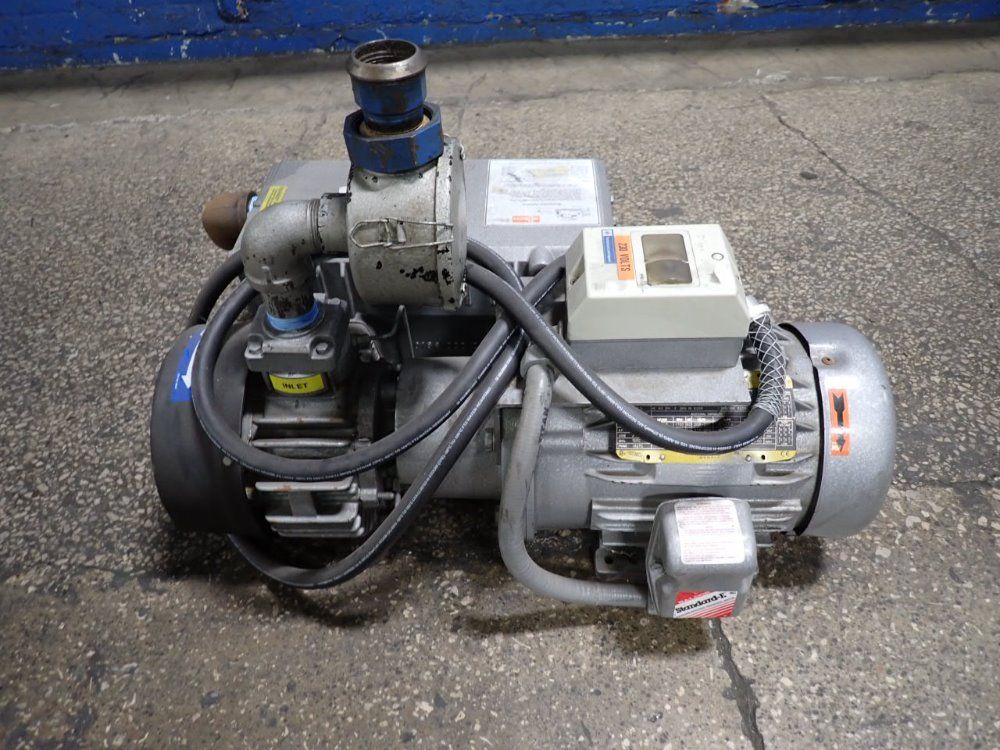 Busch 3 Hp Vacuum Pump - Rc0063.e506.1101