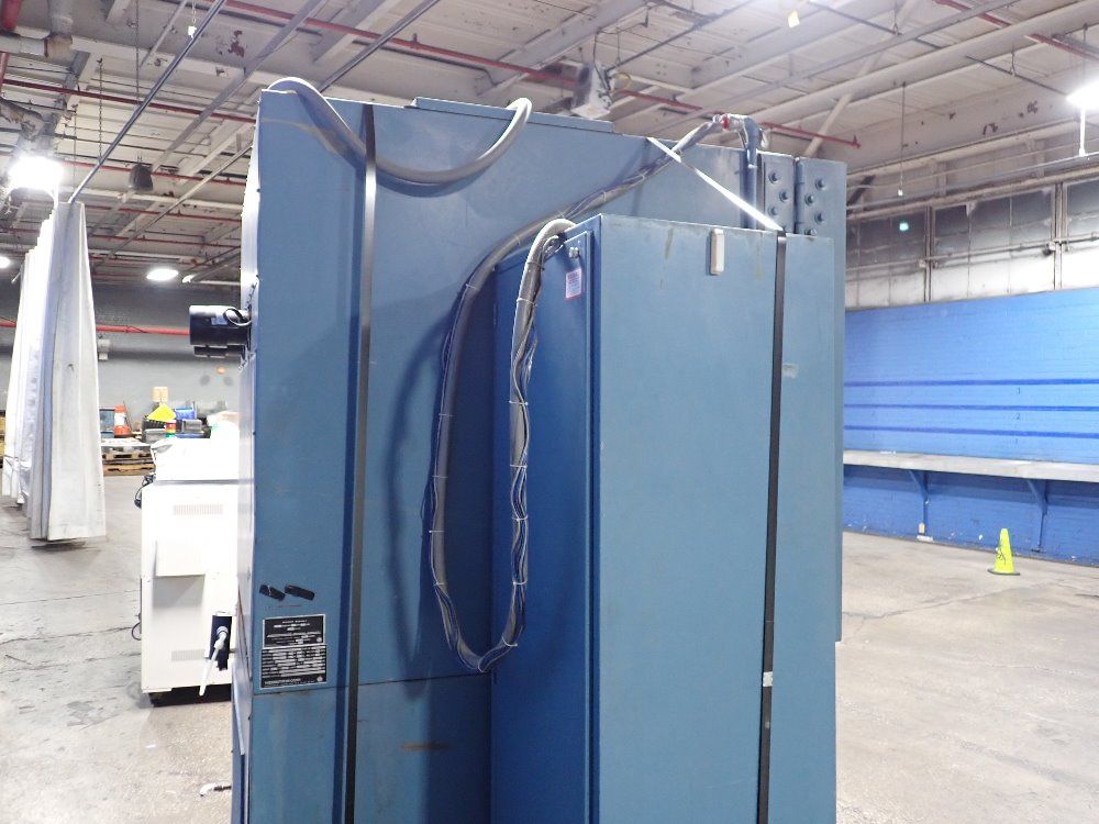 Thermotron 38" X 38" X 35" Environmental Chamber - Sm-32c Mini-max