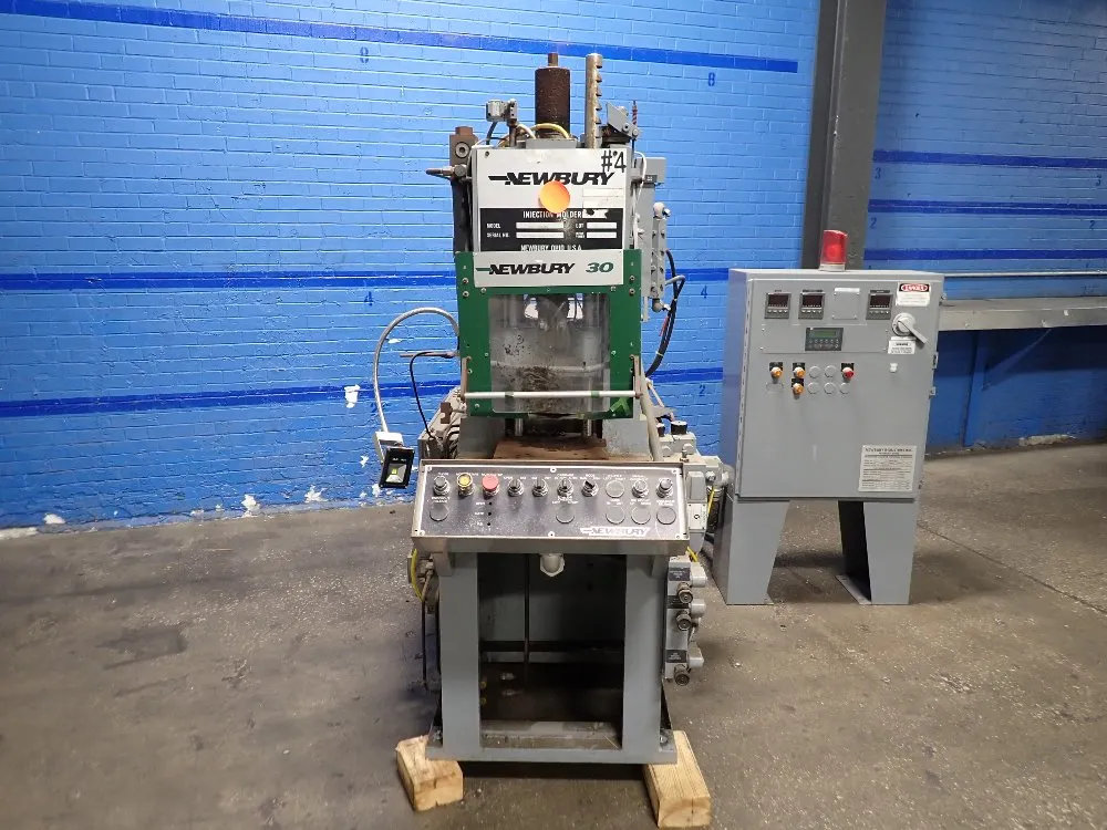 Newbury Vertical Injection Molder - V4-30ars