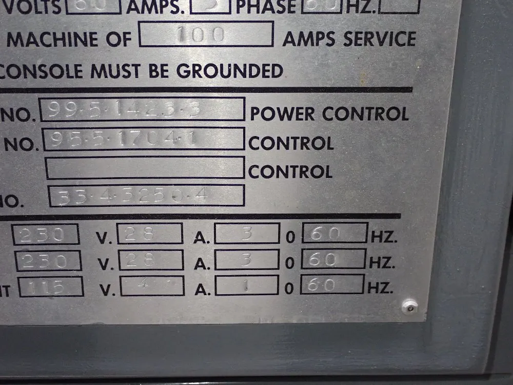 Newbury Vertical Injection Molder - V4-30ars