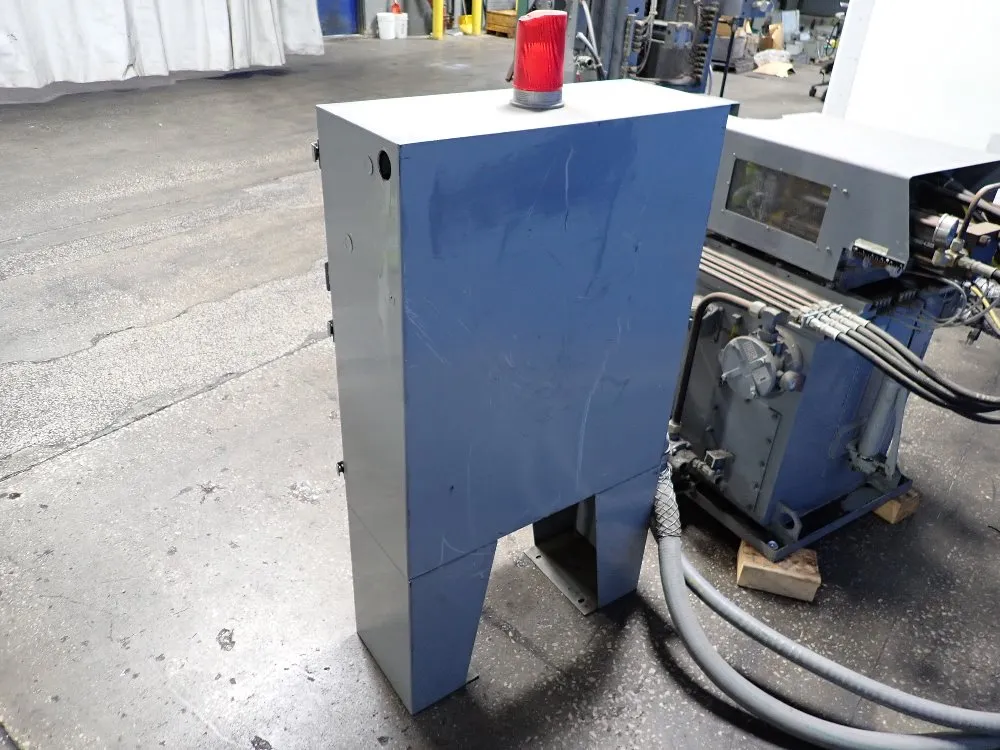 Newbury Vertical Injection Molder - V4-30ars