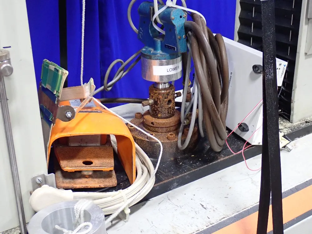 Instron Universal Testing Machine - 4206