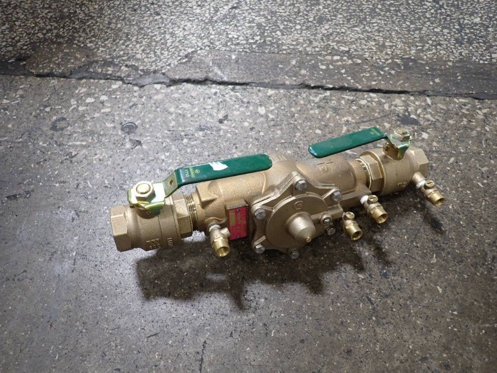 Watts 1 1/2" Valve - Lf009m2qt