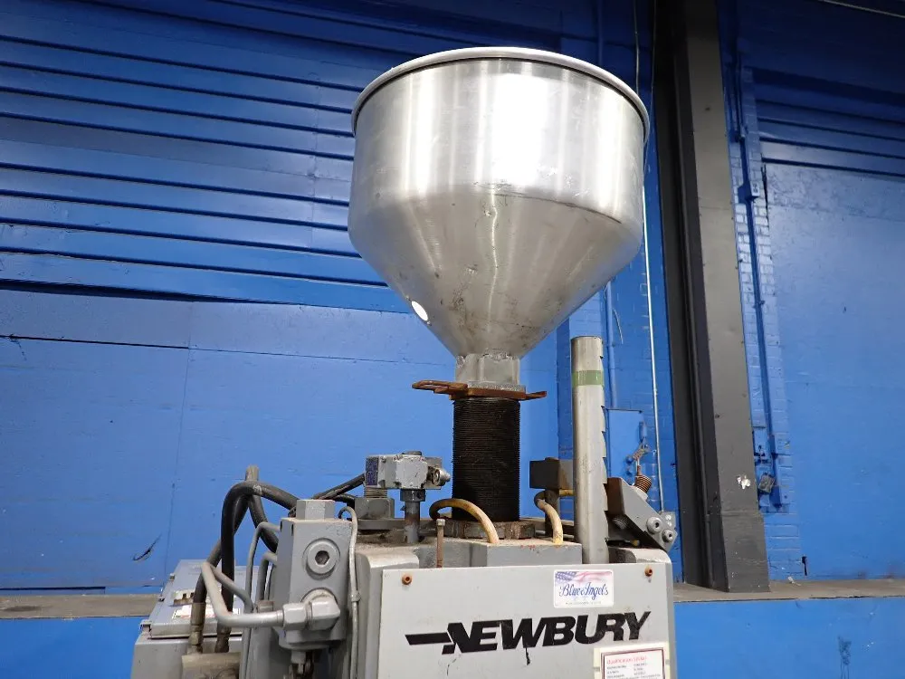 Newbury Vertical Injection Molder - V4 30ars