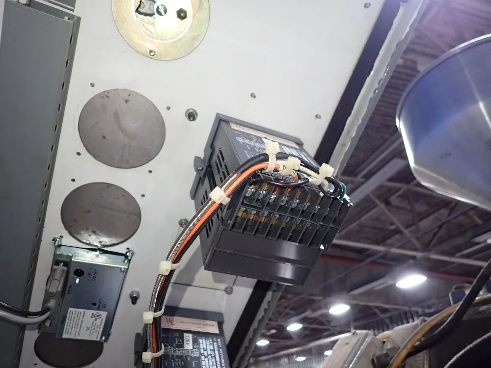 Newbury Vertical Injection Molder - V4 30ars