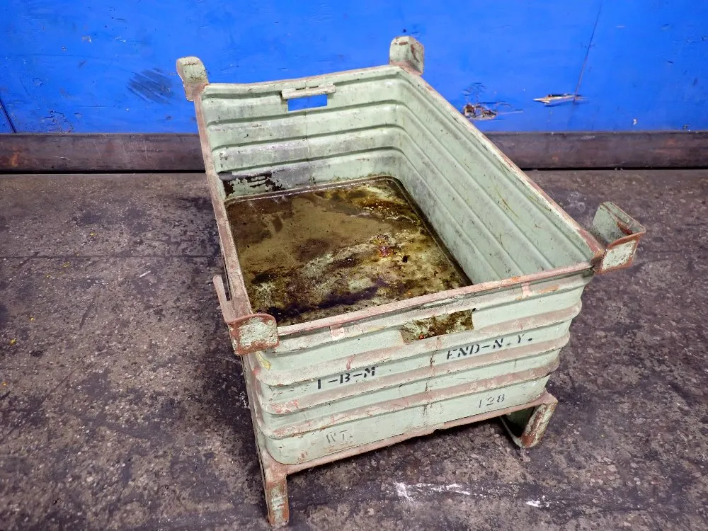 34" X 22" X 14" Stackable Metal Basket