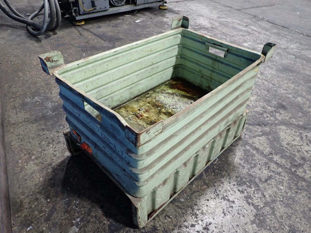 34" X 22" X 14" Stackable Metal Basket