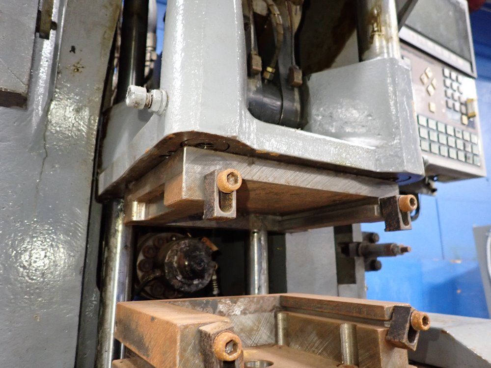 Newbury Vertical Injection Molder - V5-30ars