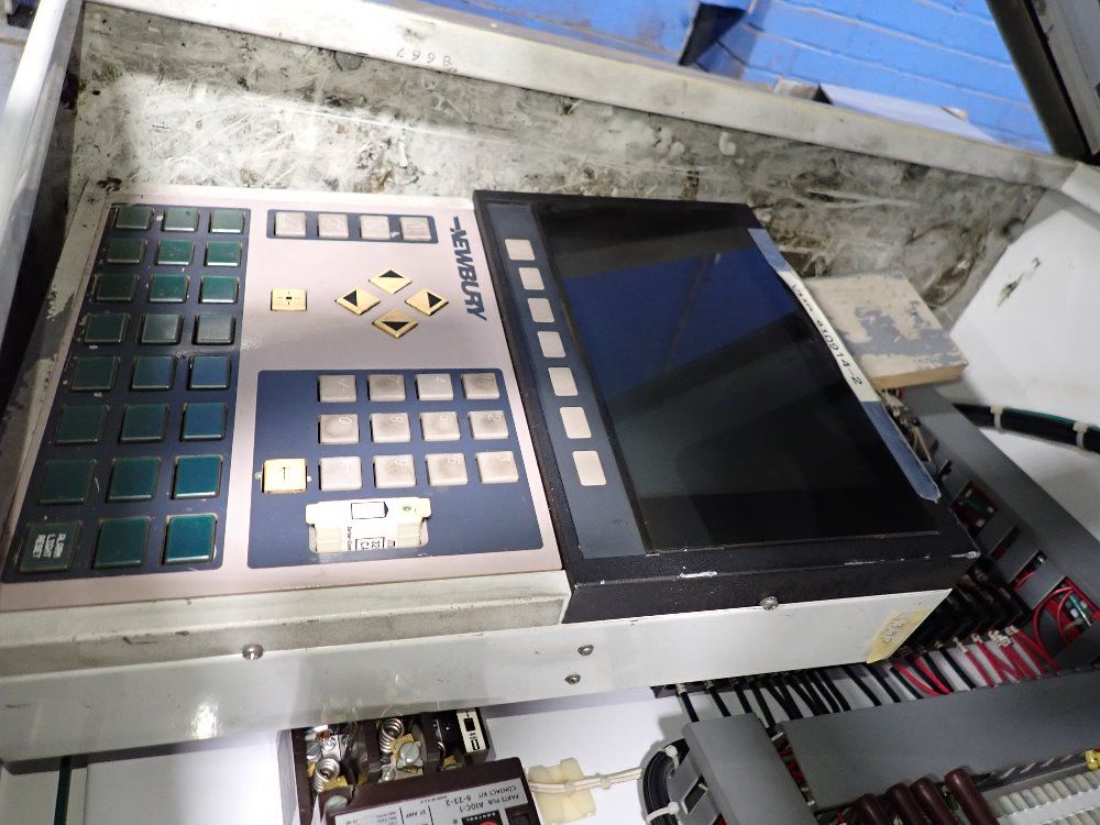 Newbury Vertical Injection Molder - V5-30ars