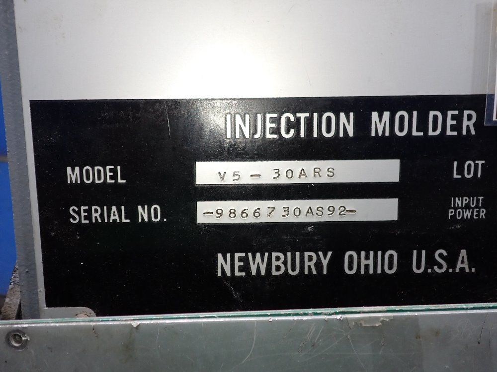 Newbury Vertical Injection Molder - V5-30ars