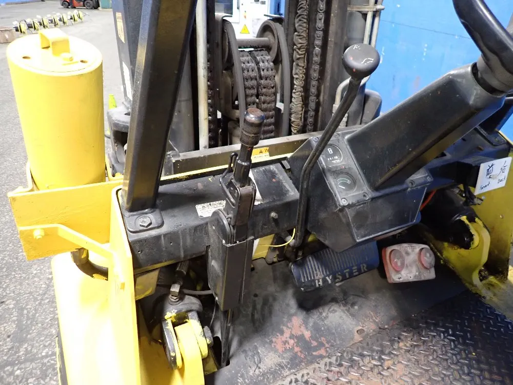 Hyster 12000 Lbs Propane Forklift - S155xl2