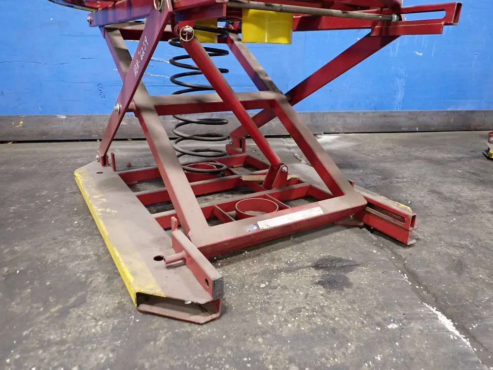 Southworth 43 1/2" Lift Table