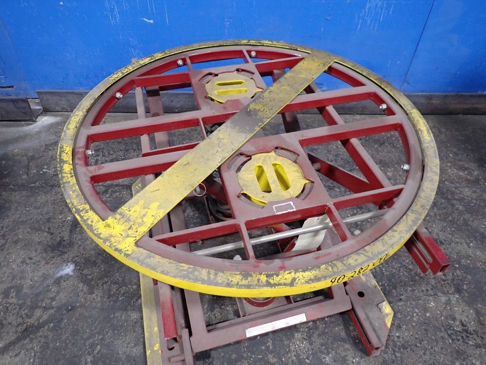 Southworth 43 1/2" Lift Table