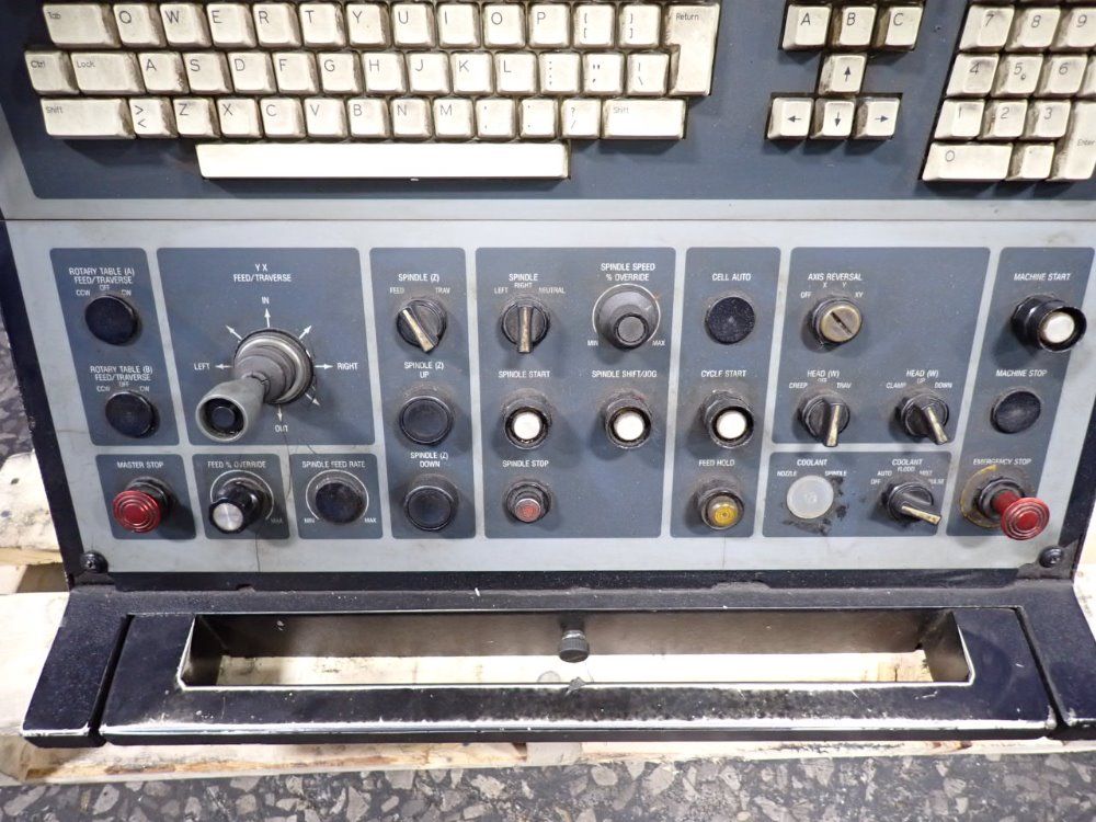 Giddings & Lewis Control Panel