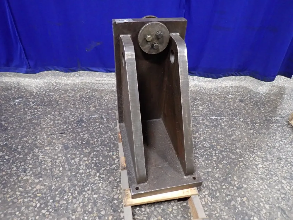 RIGHT ANGLE PLATE