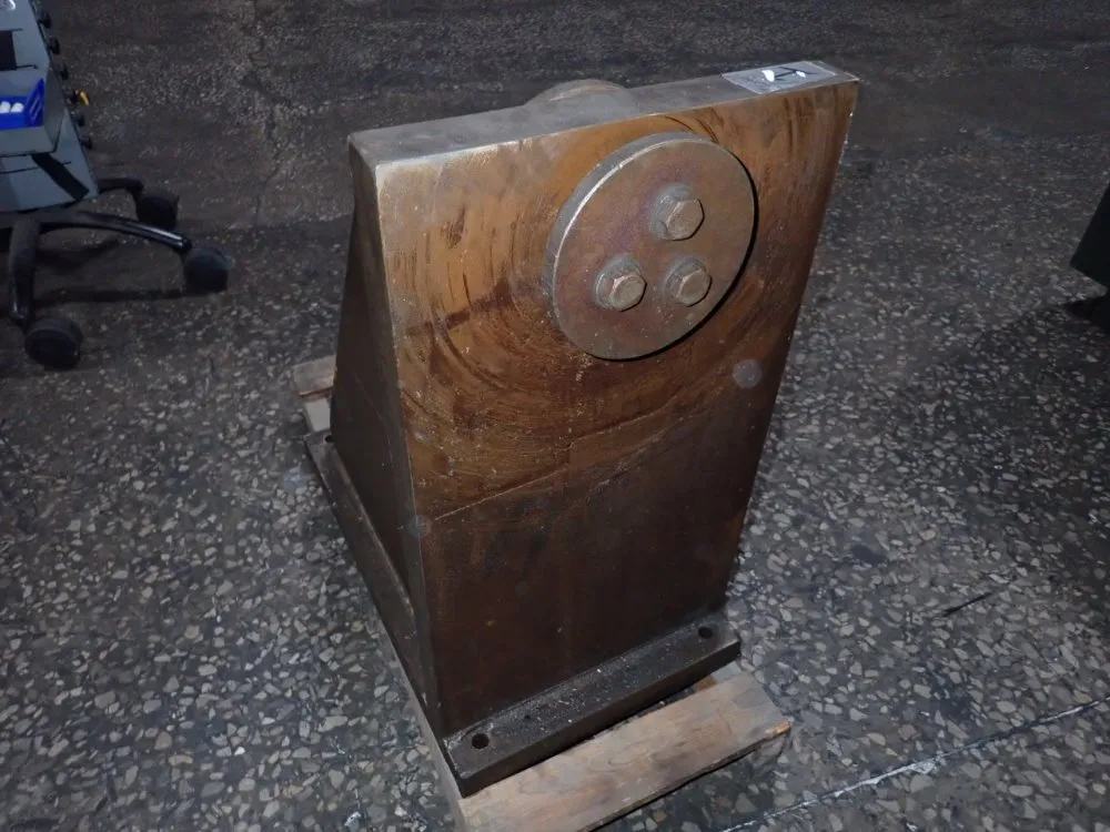 16"x26"x28" Right Angle Plate