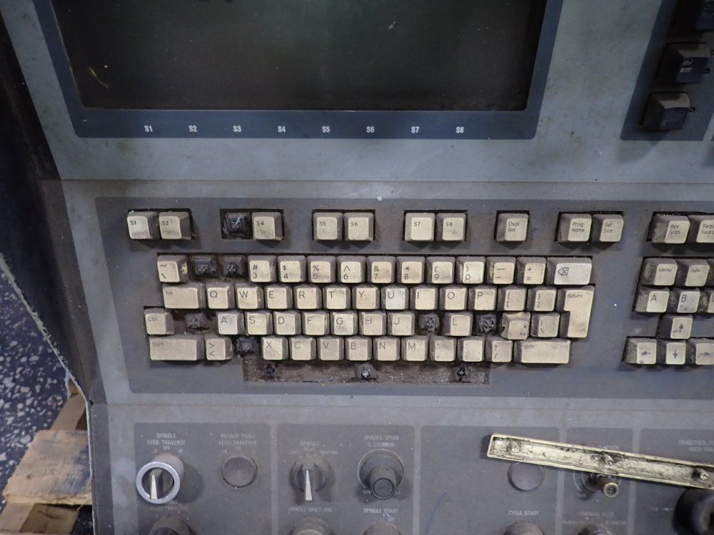 Giddings & Lewis Control Panel