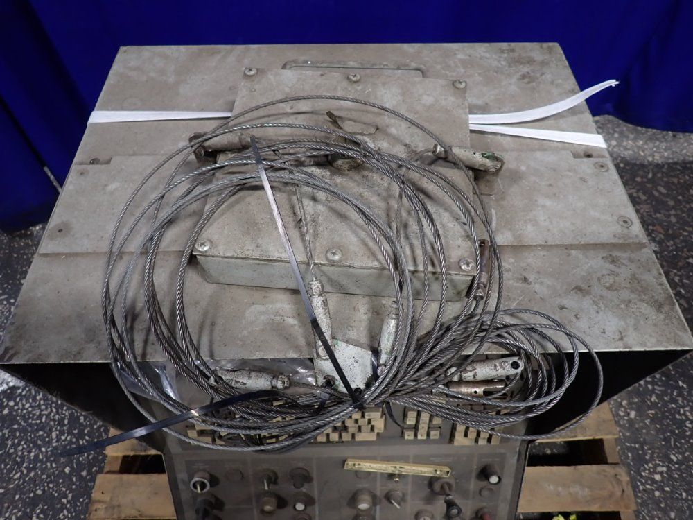 Giddings & Lewis Control Panel