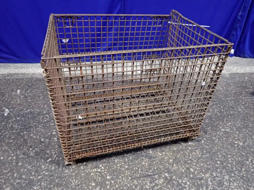 COLLAPSIBLE WIRE BASKET