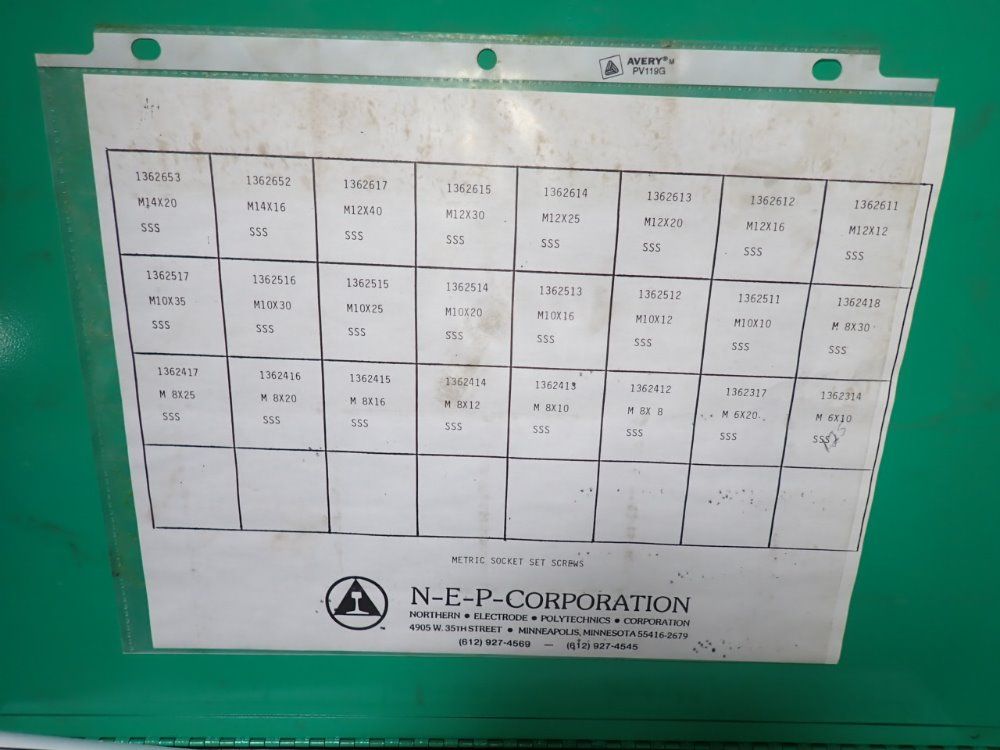 2 Drawers (17 1/2"x11 1/2"x3") Tool Box W /tooling