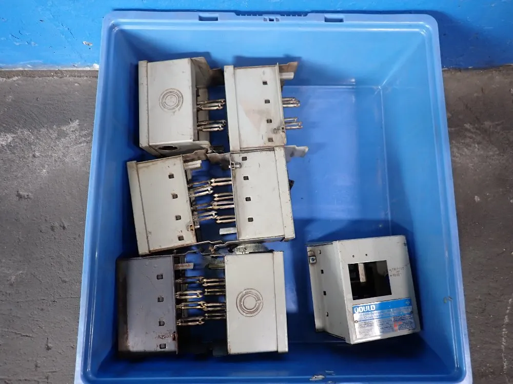 Gould 50 Amp Bus Plugs