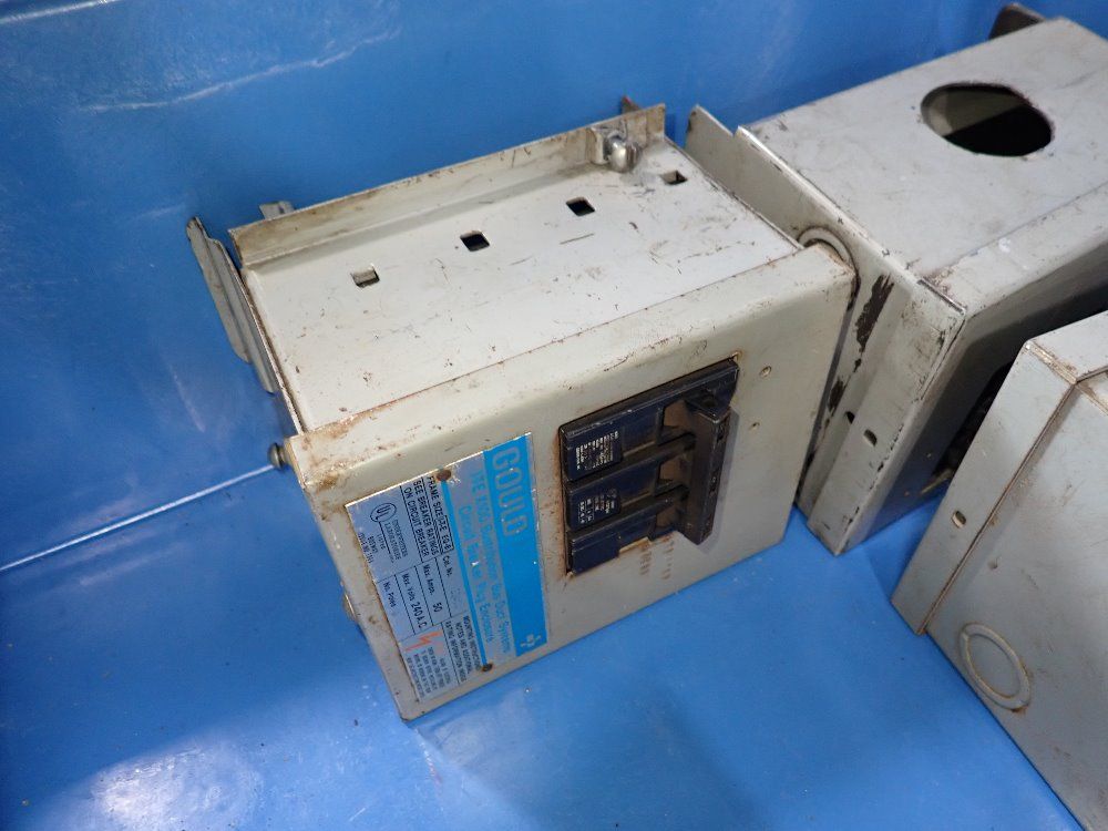 Gould 50 Amp Bus Plugs