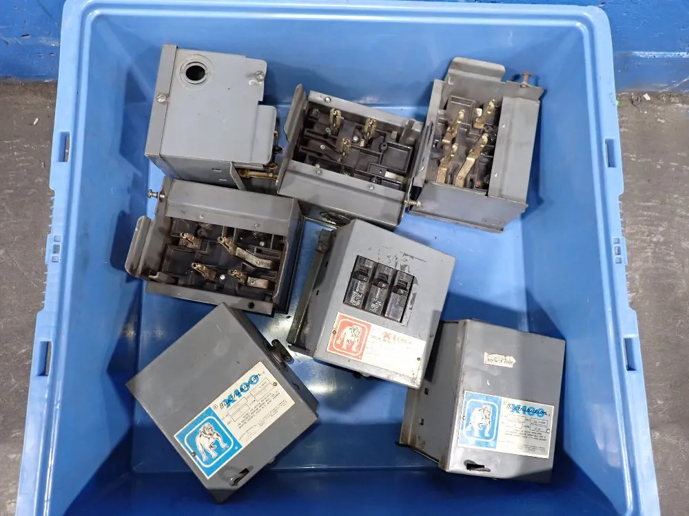 Bustribution Bus Plugs